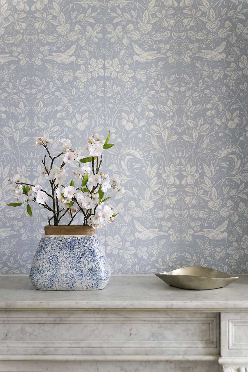The question is: wallpaper or paint? Maxima-decor