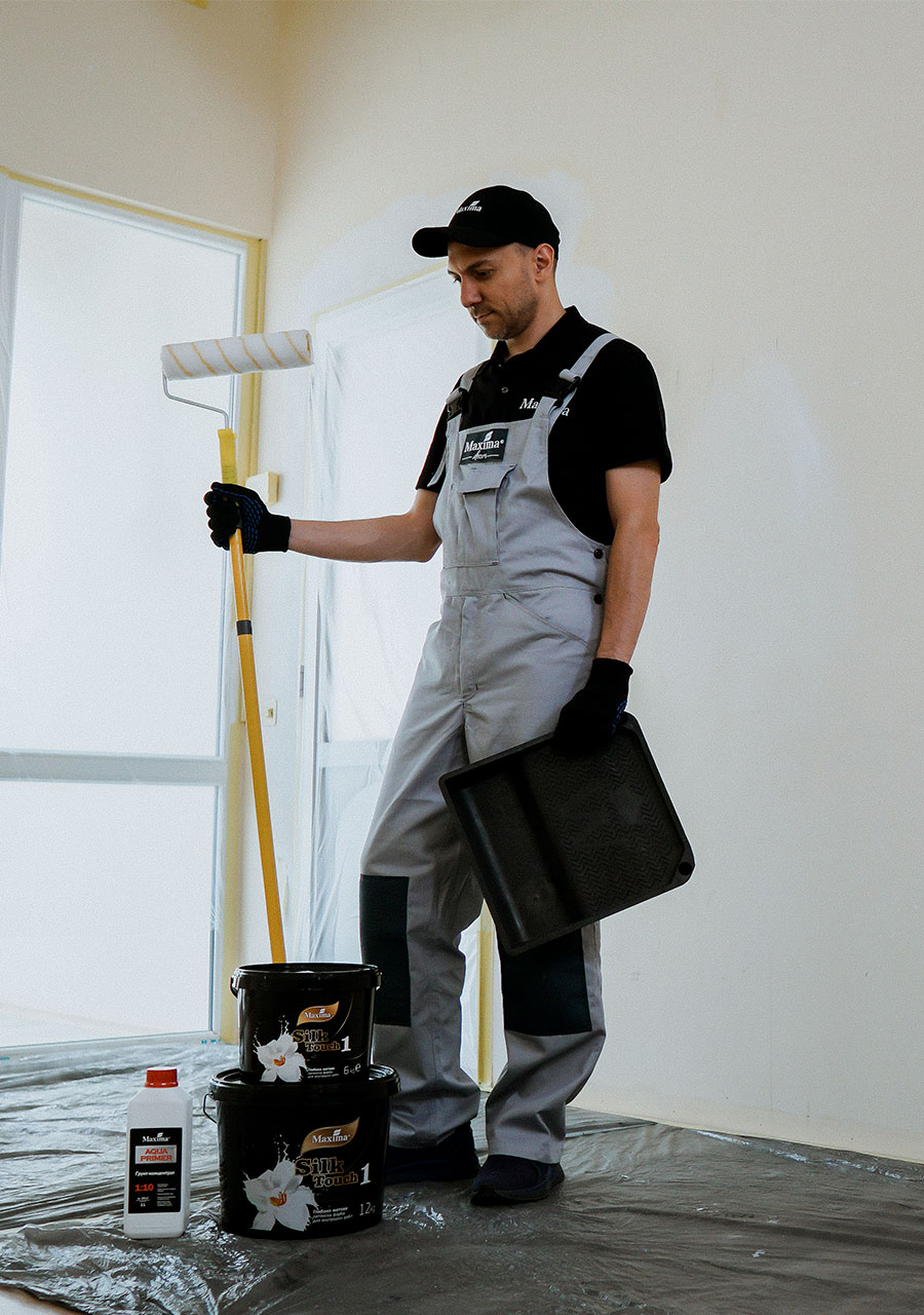 Coating walls with latex paint Maxima-decor